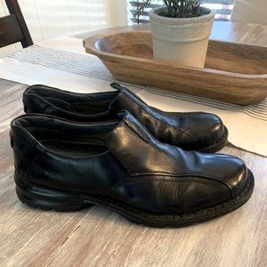 🌿 Clark’s Men’s Casual Slip On Leather Dress Shoe